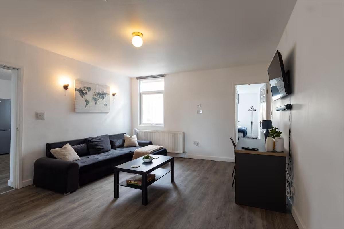 Executive 4Bedroom | Sleeps 9 | City Centre Nearby